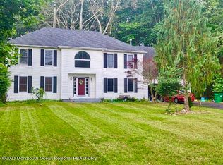 371 Cobain Rd, Jackson, NJ 08527