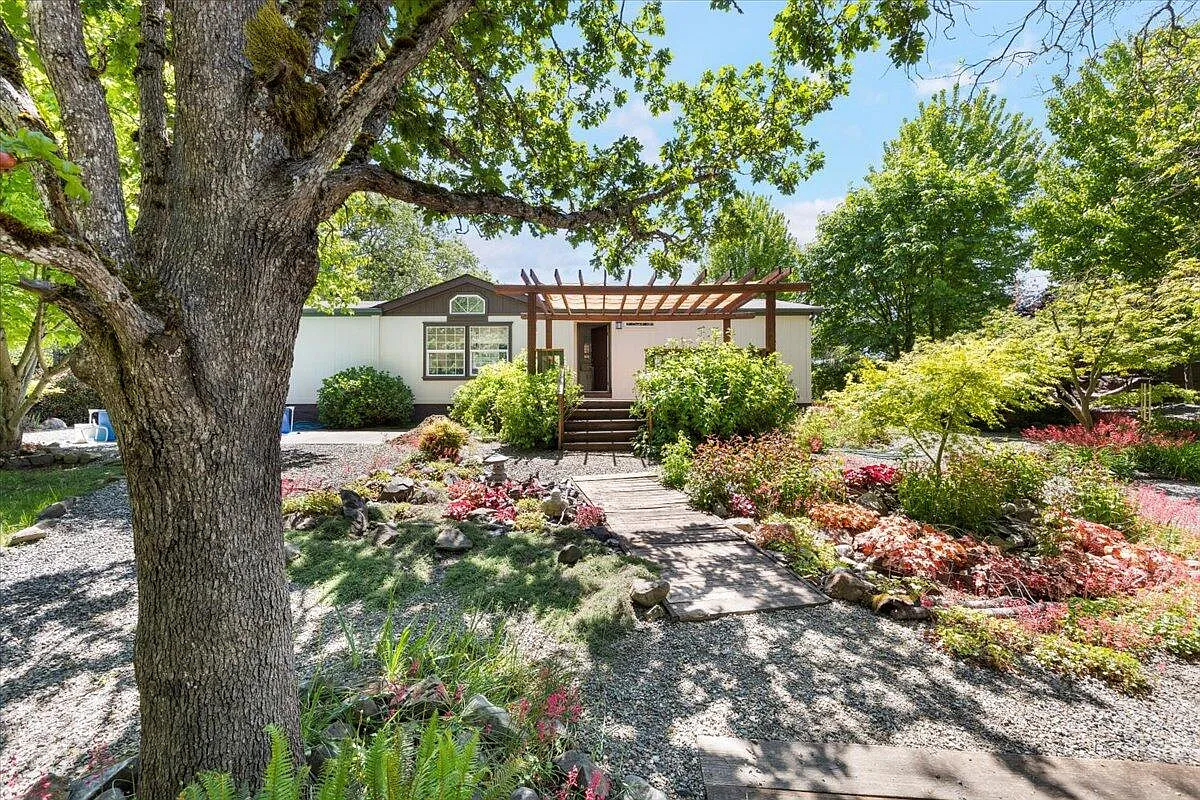 1789 Casita Dr photo 1