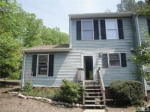 1st image of 110 Weatherstone Dr