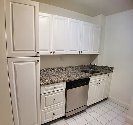 Rented by Corcoran | media 29