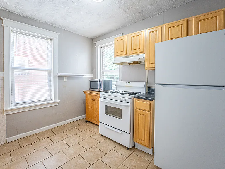 1323 Woodland Dr — Photo 13