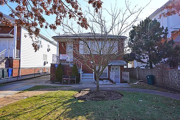 1st image of 7018 Avenue W