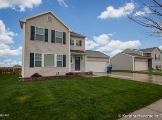 1714 Grovenberg Ct, Vicksburg, MI 49097