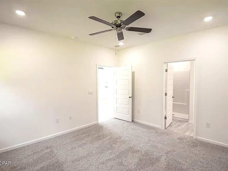 30 Sandywoods Ct — Photo 11