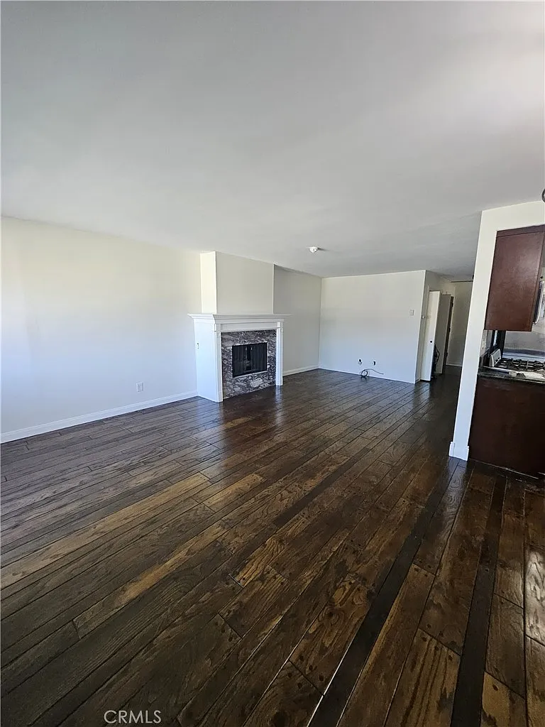 Building Photo - 2120 Dufour Ave #14