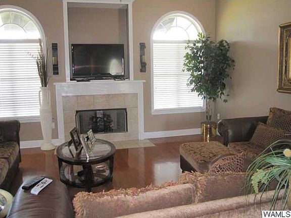 5th image of 6422 Brighton Ln