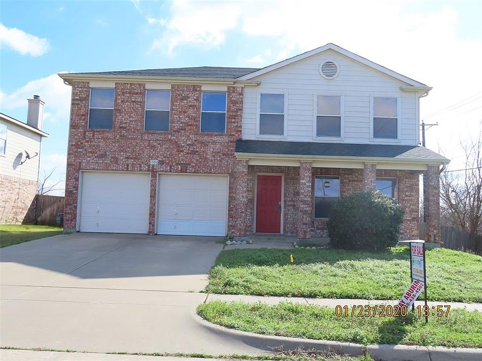 1st image of 1300 Dundee Dr