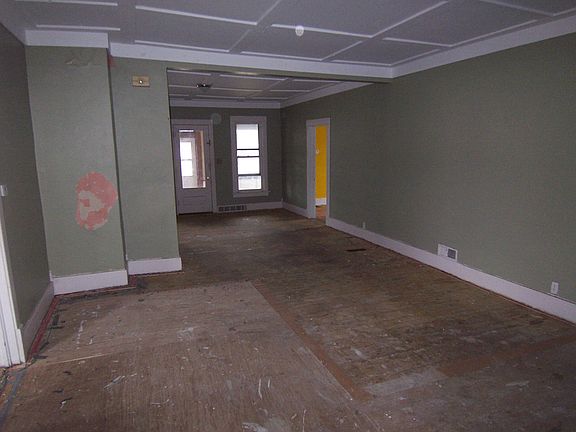 5th image of 2918 Dakota Ave