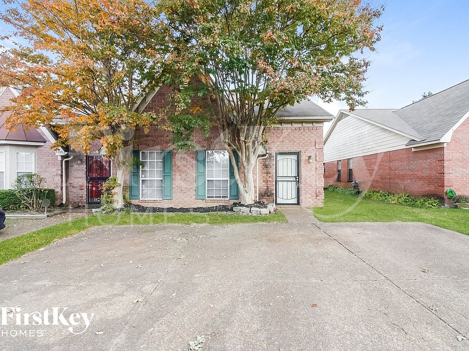 1st image of 4210 Meadow Valley Dr E