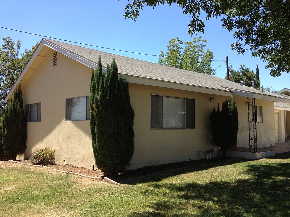 1st image of 34762 Avenue E