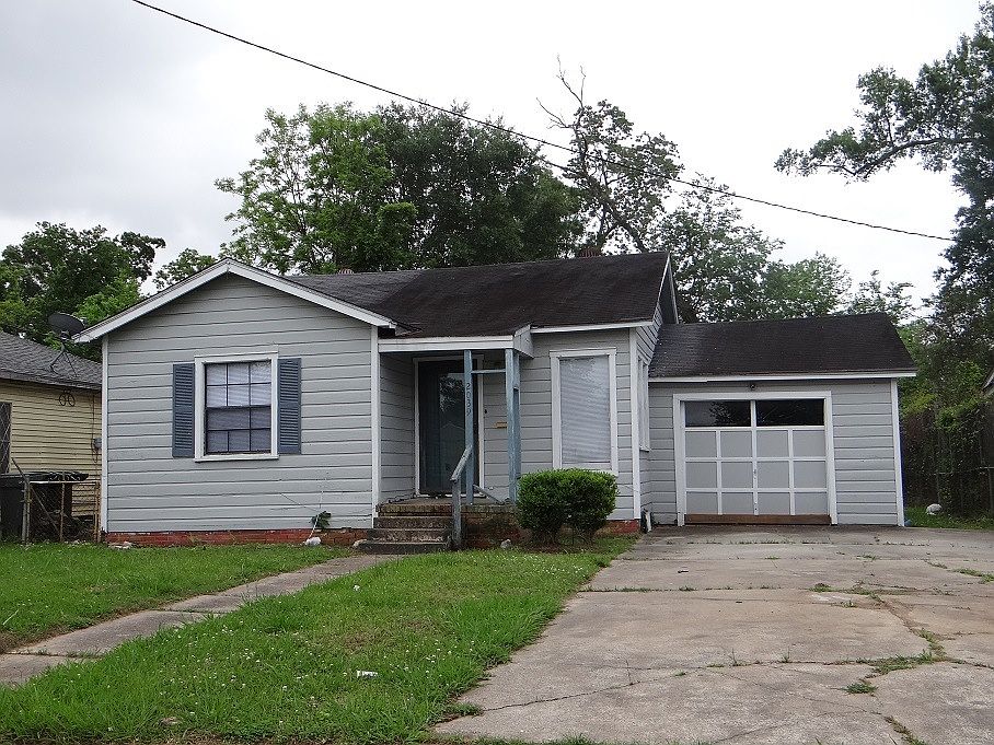 1st image of 2039 Earl St