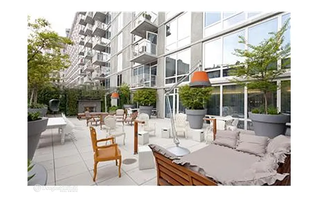 Rented by Douglas Elliman | media 32