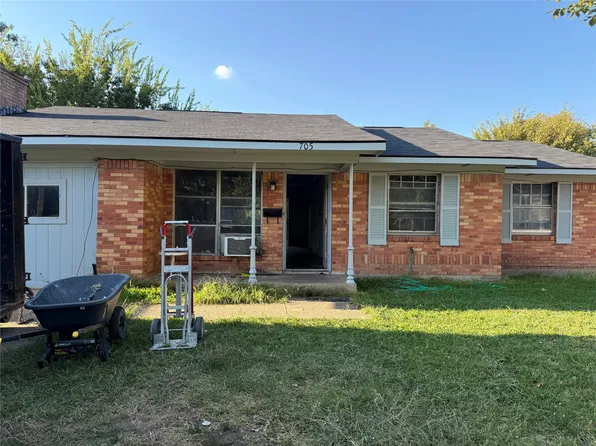 705 Donald Dr, Garland, TX 75041