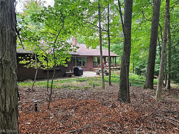 3rd image of 7512 Old Quarry Ln