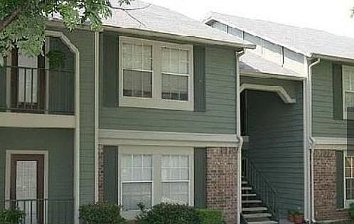 3rd image of 616 Linda Dr