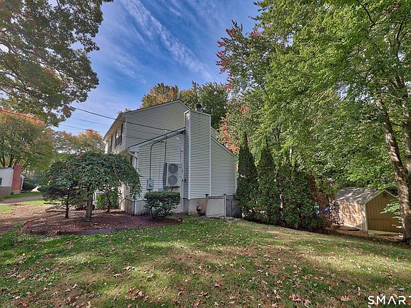 3rd image of 237 Broadbridge Road