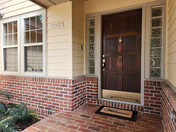 5th image of 2913 Guinevere Ln