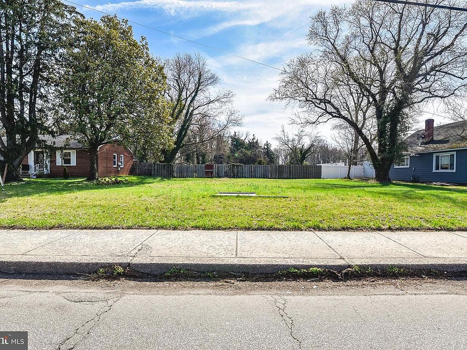 2nd image of 2-7126 Allentown Rd