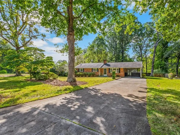 160 Thacker Rd, Rural Hall, NC 27045