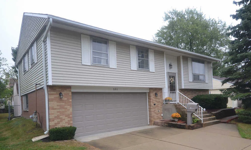 531 Newberry Dr photo 1