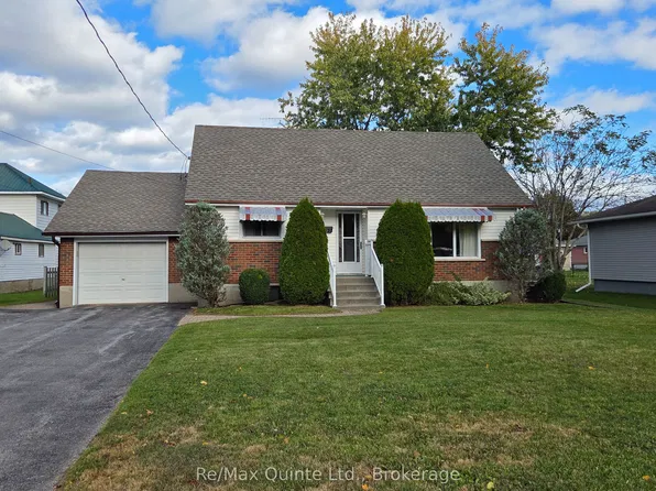507 Metcalf St, Tweed, ON K0K 3J0