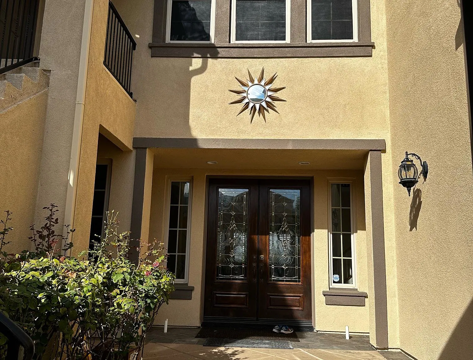 5 bed, 5342 sqft, $5,600 — Photo 2