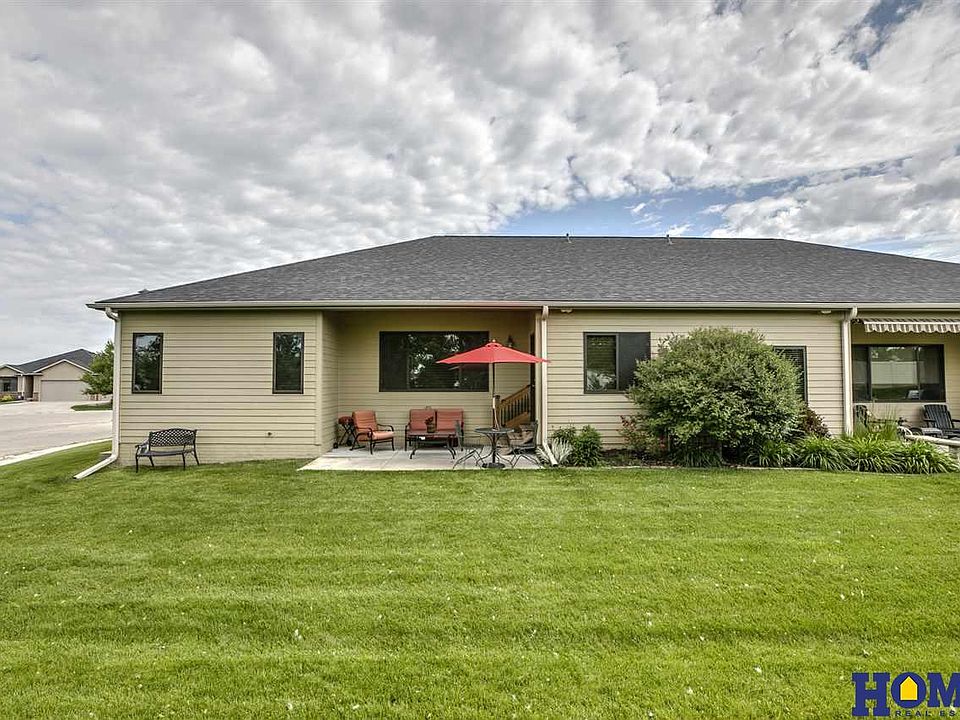 1st image of 8921 Sandhills Ct