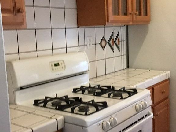 4th image of 2329 C St APT 5