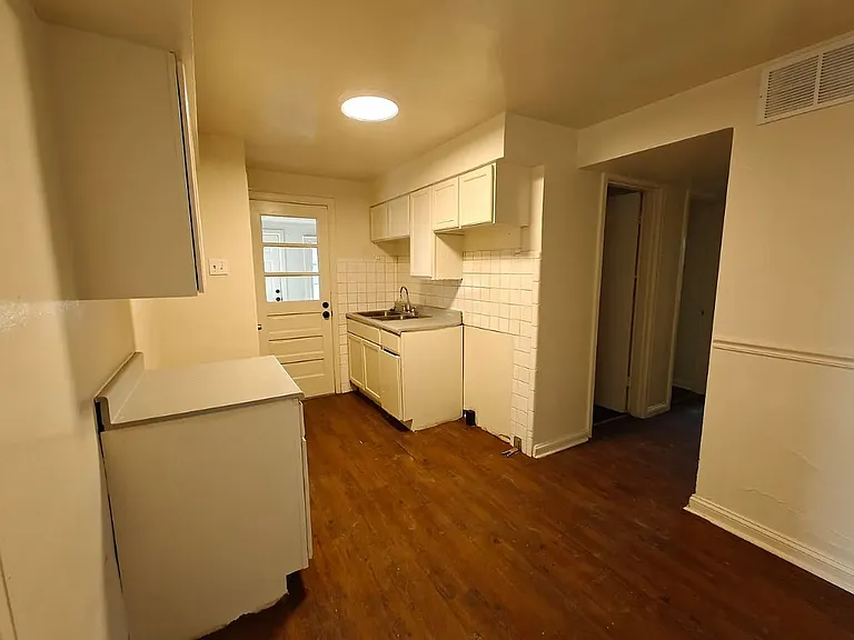 8859 Snowhill Ct — Photo 3