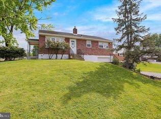 2018 Reading Blvd, West Lawn, PA 19609