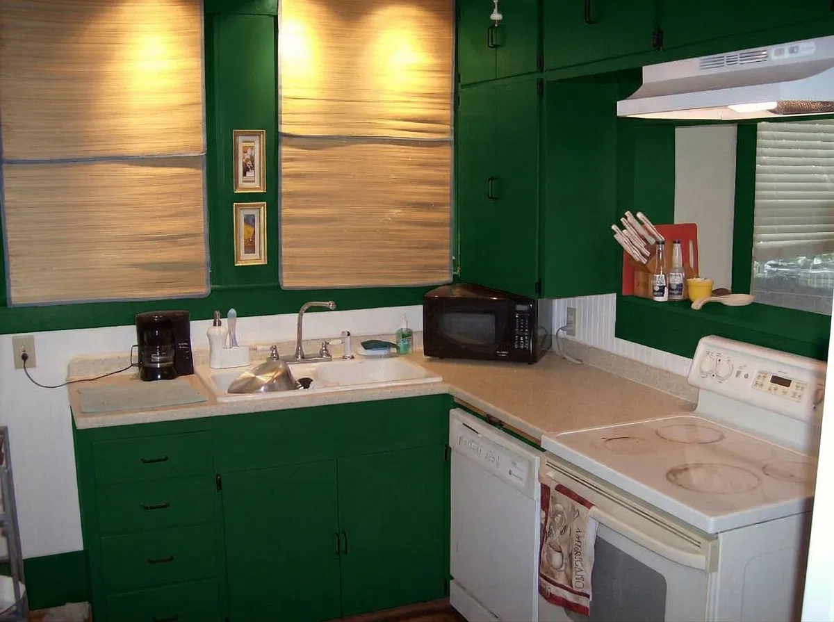 2 bed, 1000 sqft, $2,300 — Photo 2