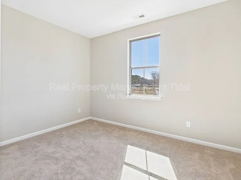 604 Kathy Ann Way — Photo 18