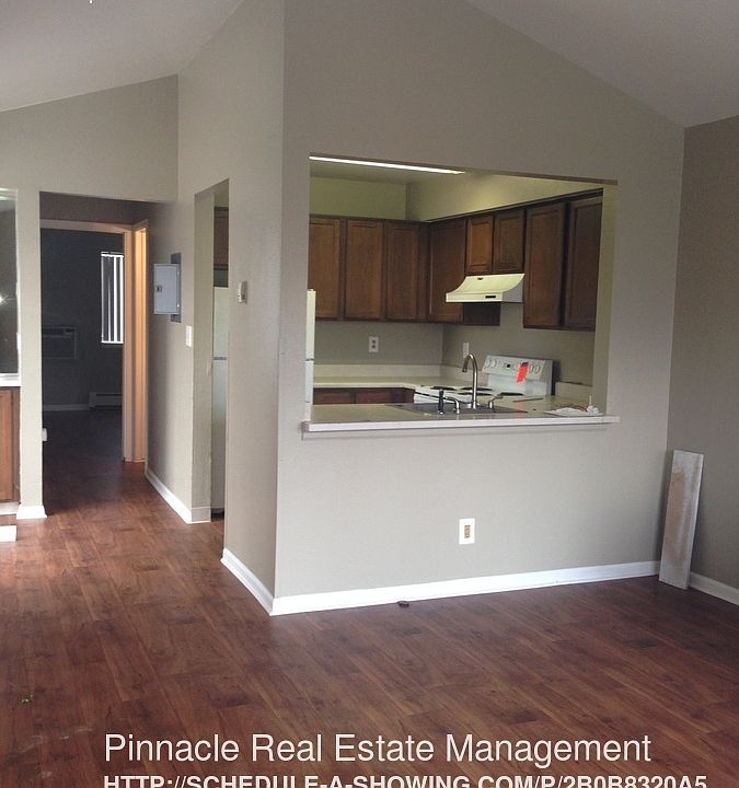 1st image of 2101 Franklin St APT 301