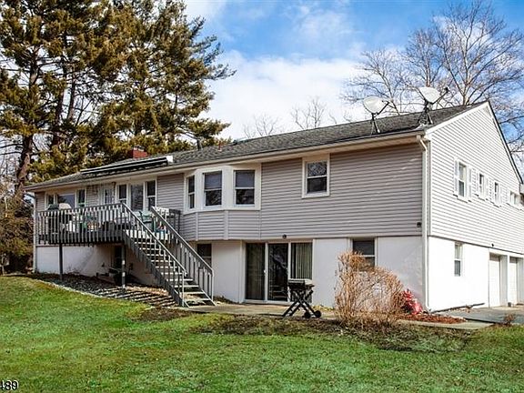 3rd image of 5 Millstone Dr