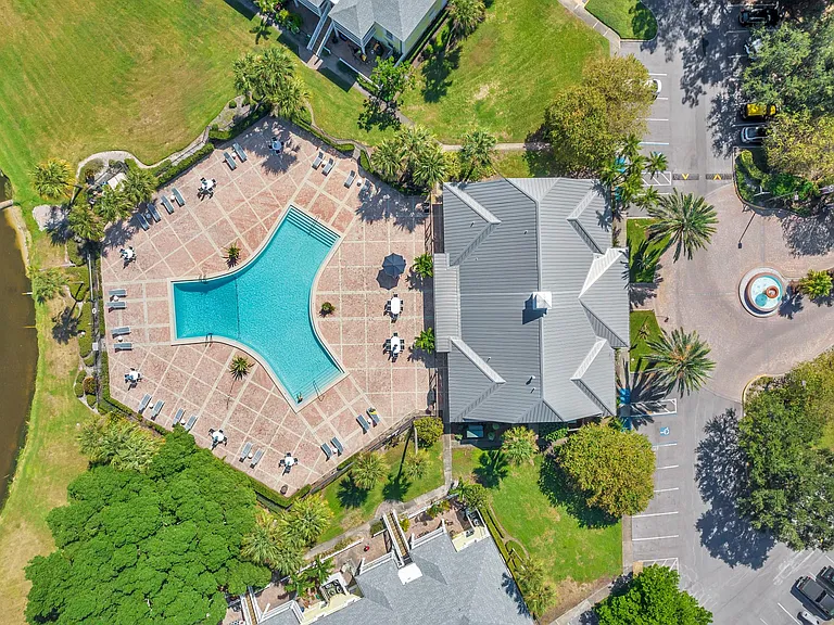 117 Pompano Dr SE #C — Photo 23