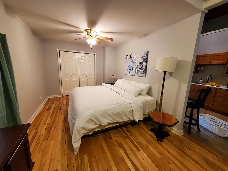 47 Capitol St #B — Photo 4