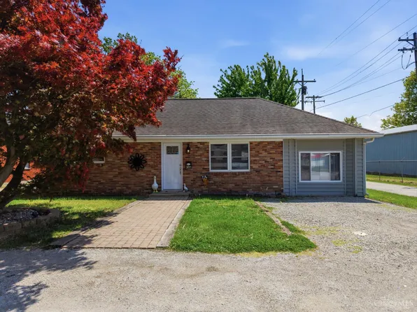 307 W 3rd St, Georgetown, OH 45121
