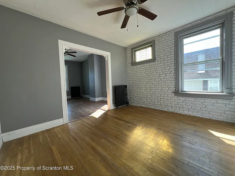 2087 N Main Ave #2 — Photo 6