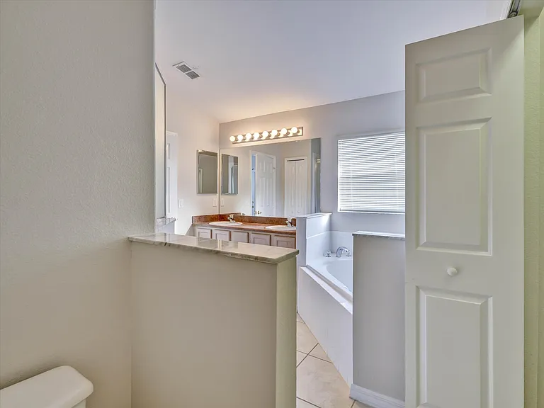 2508 Caliente Trail3856 Keyless Entry — Photo 21
