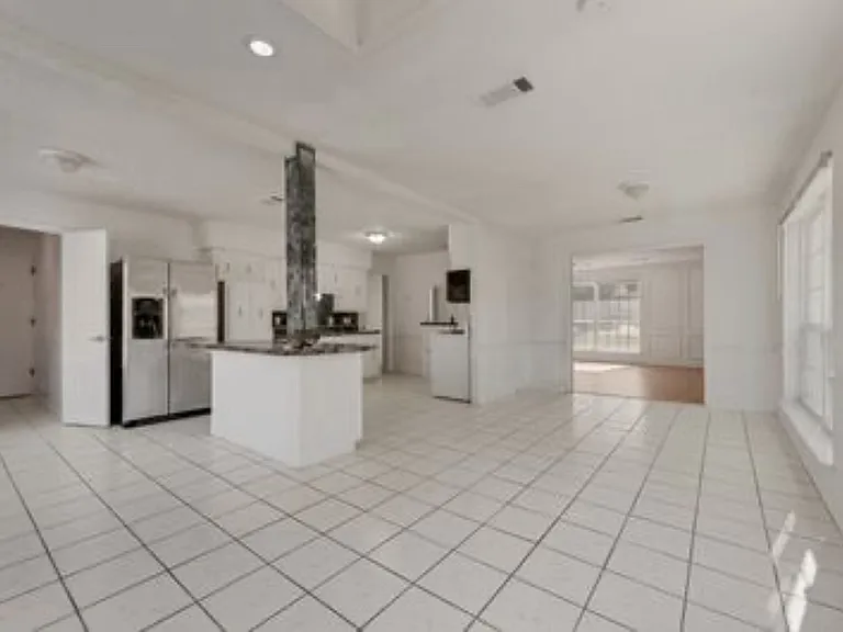 611 Wilson Ct — Photo 5