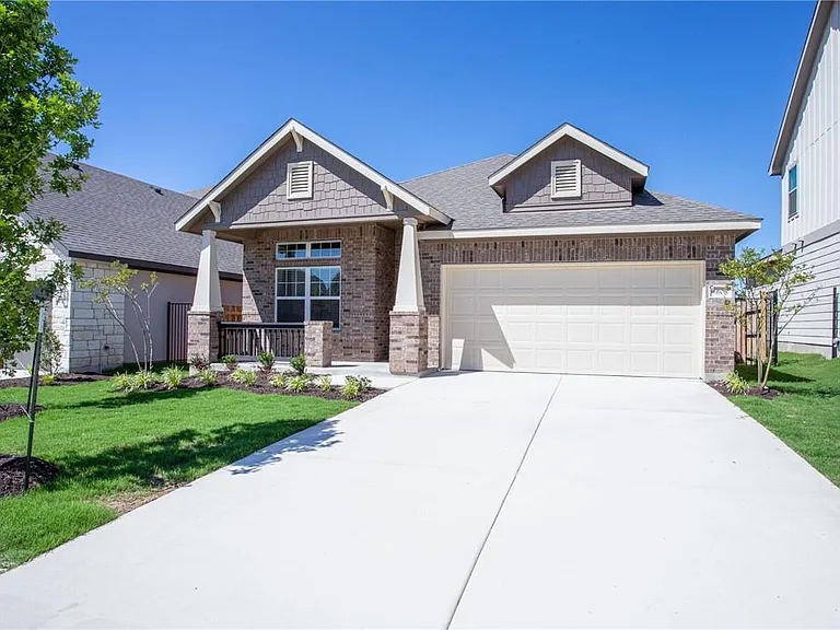 608 Saturnia Dr — Photo 1