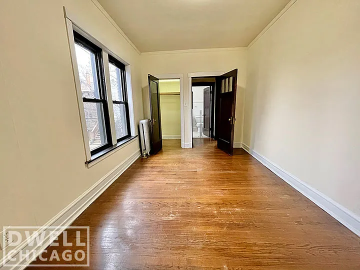2439 N Sawyer Ave #1 — Photo 6