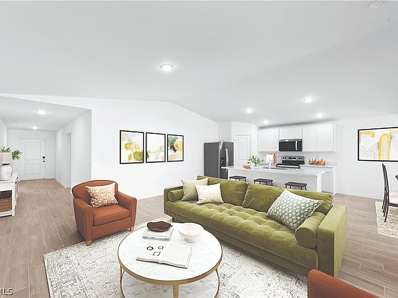 3rd image of 5033 N Dogwood Cir