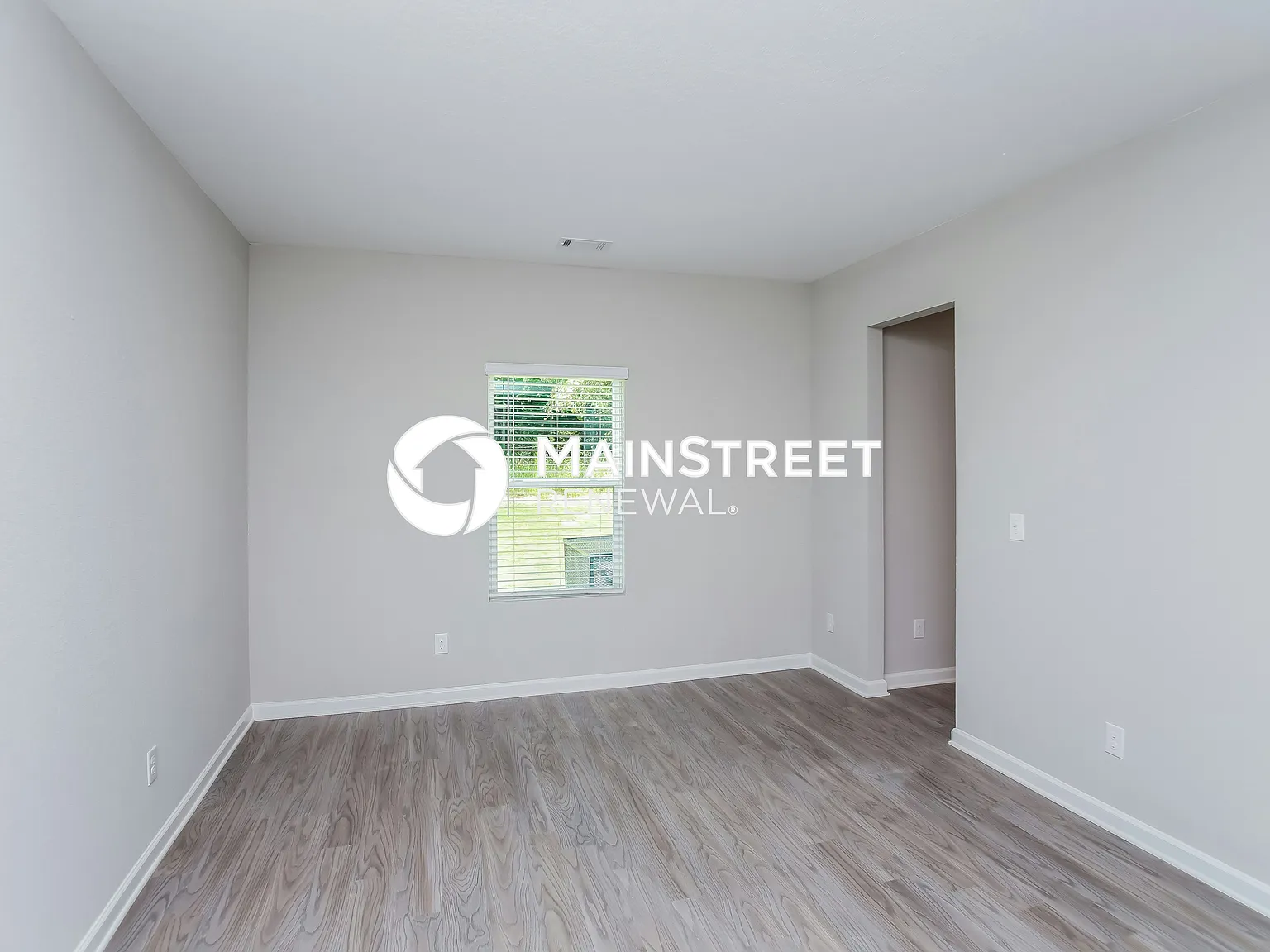 85 Michelle Way — Photo 4