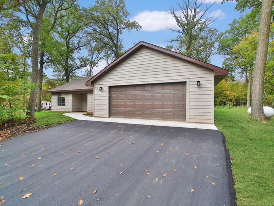 40161 Paradise Dr, Browerville, MN 56438