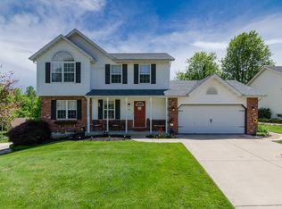 54 Windermere Dr, Glen Carbon, IL