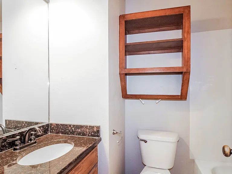 816 Eric Cir — Photo 10
