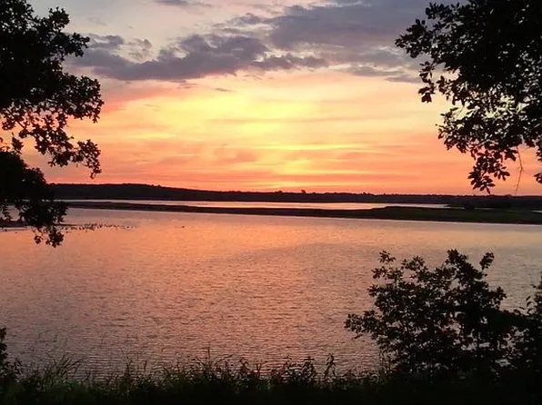 5225 W Lake Dr, Terlton, OK 74081