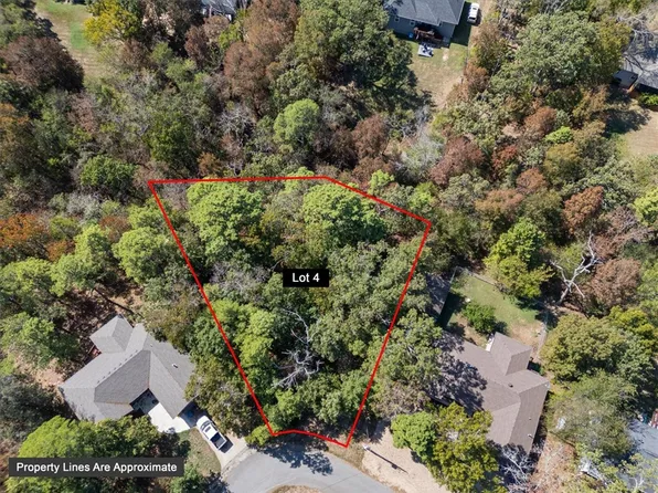 8 Holborn Ln #4, Bella Vista, AR 72714
