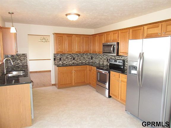 2nd image of 2722 Joann Ave